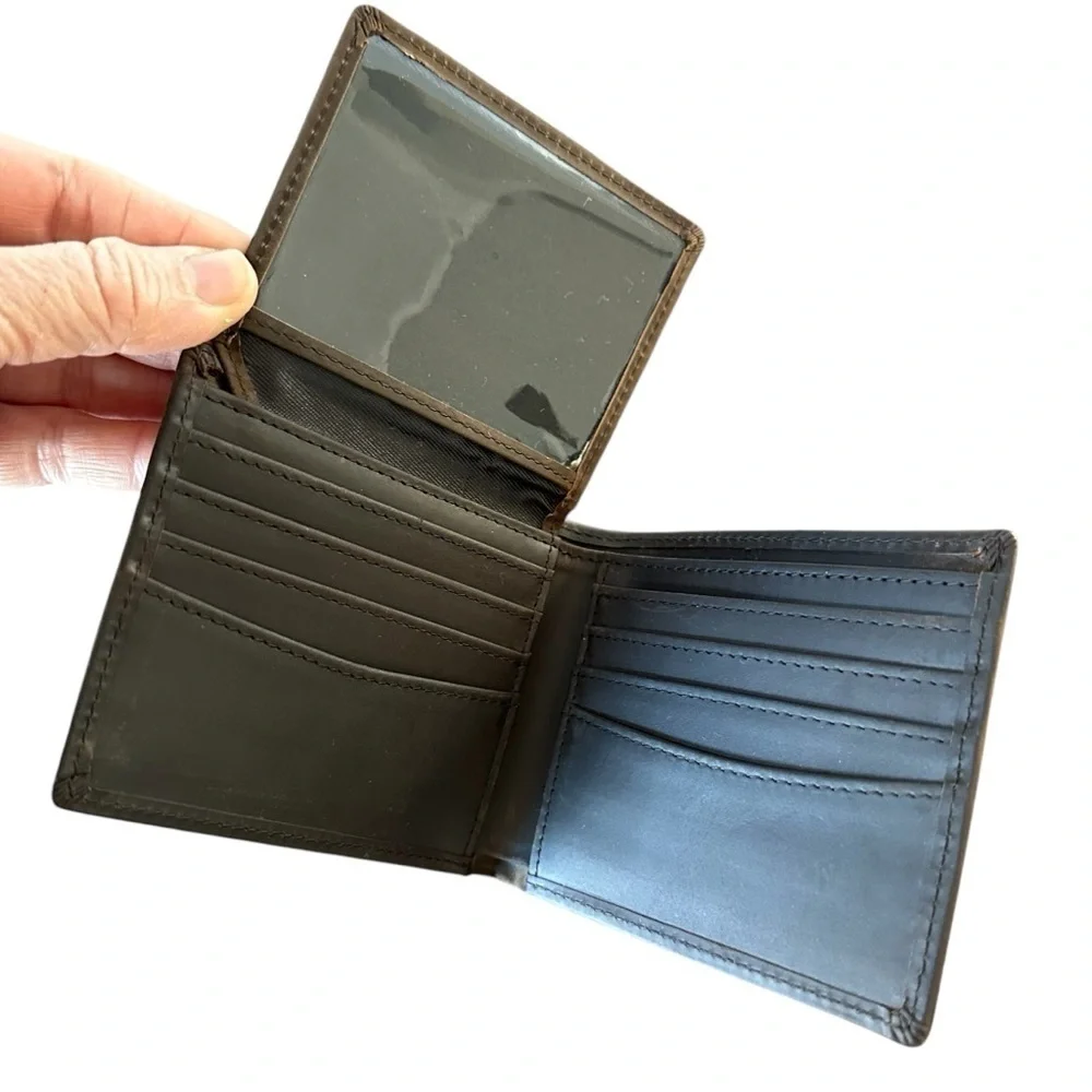 Stay Fine Men's Brown Leather Classic Billfold Travel Wallet RFID Blocking